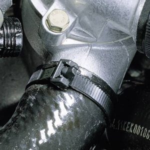 HellermannTyton 131-12520 RT250-PA12-BK Opaska kablowa 250 mm czarny stabilizacja UV 100 szt. HellermannTyton 131-12520 RT250-PA12-BK Opaska kablowa 250 mm czarny stabilizacja UV 100 szt.