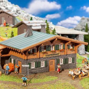 Schronisko Staufnerhaus Zestaw do złożenia Faller 130635 H0 1 szt. Schronisko Staufnerhaus Zestaw do złożenia Faller 130635 H0 1 szt.