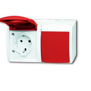 ABB 2CKA002084A0713 Gniazdo wtykowe ze stykiem ochronnym z pokrywką IP44 rubinowy czerwony, czerwony