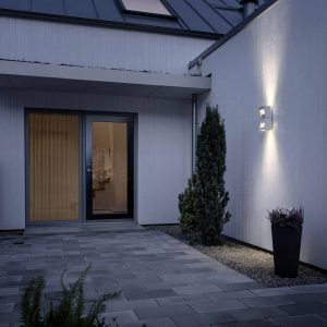 Zewnętrzna lampa ścienna Konstsmide Potenza 7955-250 12 W IP54 Zewnętrzna lampa ścienna Konstsmide Potenza 7955-250 12 W IP54