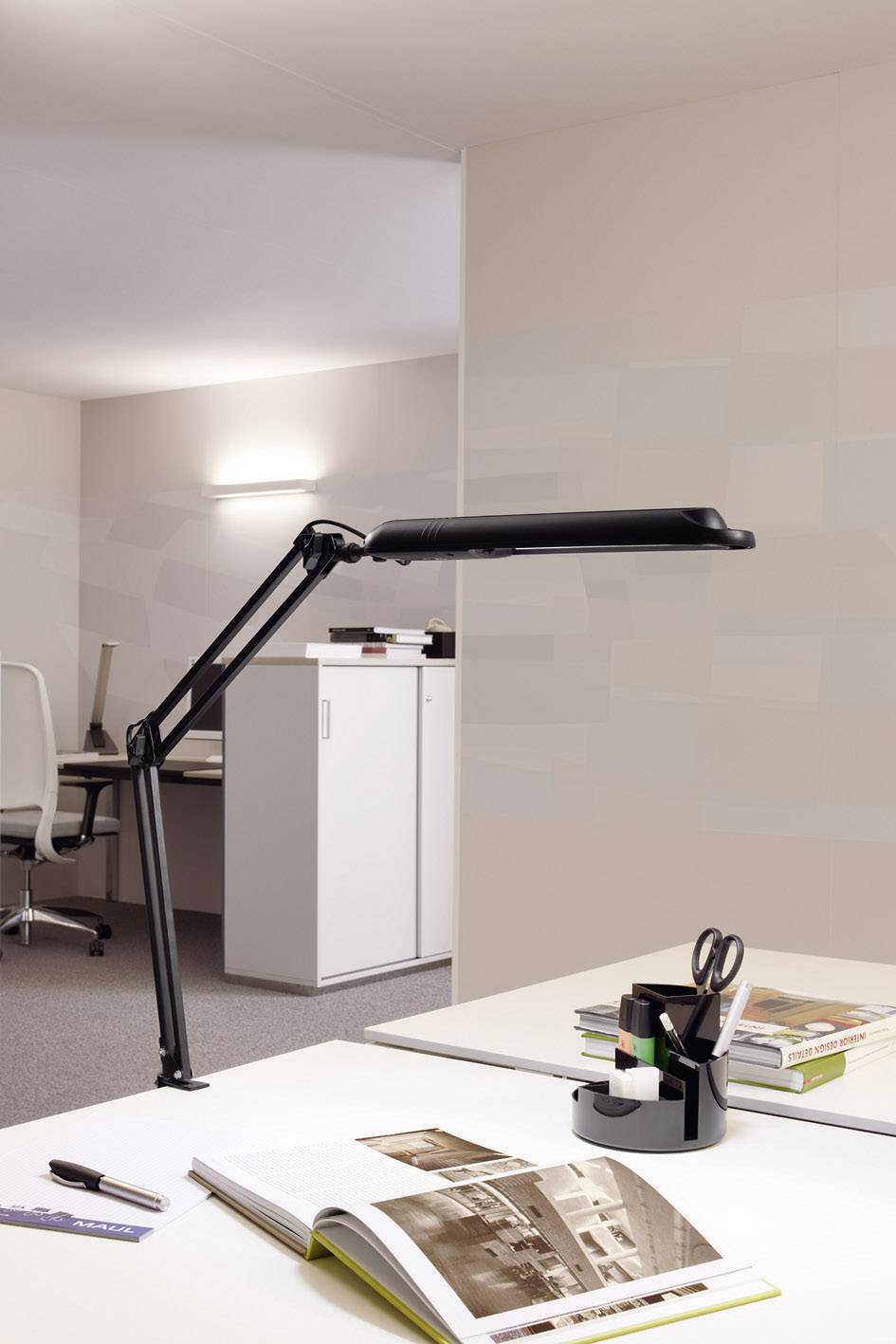 Lampa LED z zaciskiem Maul MAULantlantic 8203590 LED LED wbudowany na stałe 9 W czarny - obrazek 1