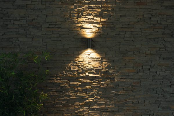 Zewnętrzna lampa ścienna Heitronic Ambos 35376 22 W IP54